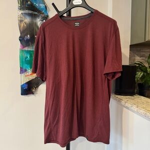 Prana Men's Maroon T-Shirt